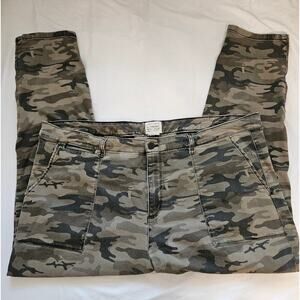 Sanctuary Surplus Green Camo Skinny Pants Ankle Zippers Size 22 W